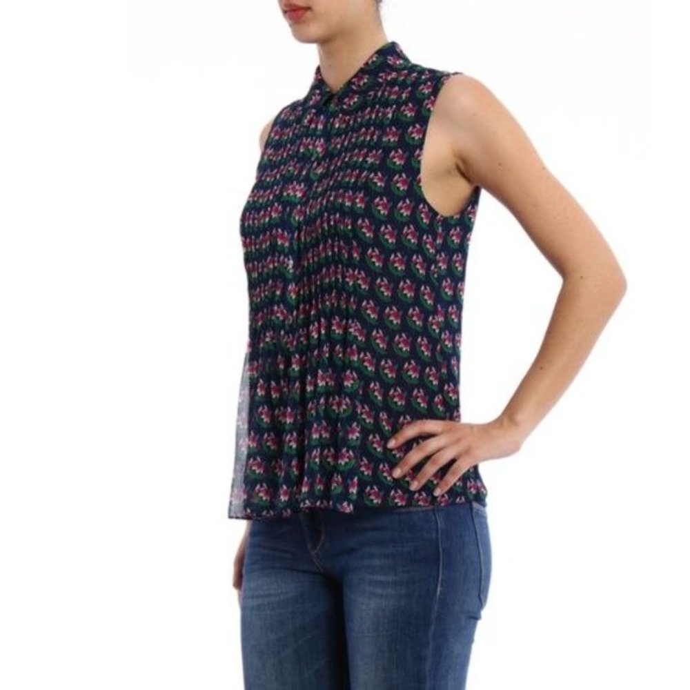 DVF Blakely sleeveless shirt Floral Pintuck Silk Size 10